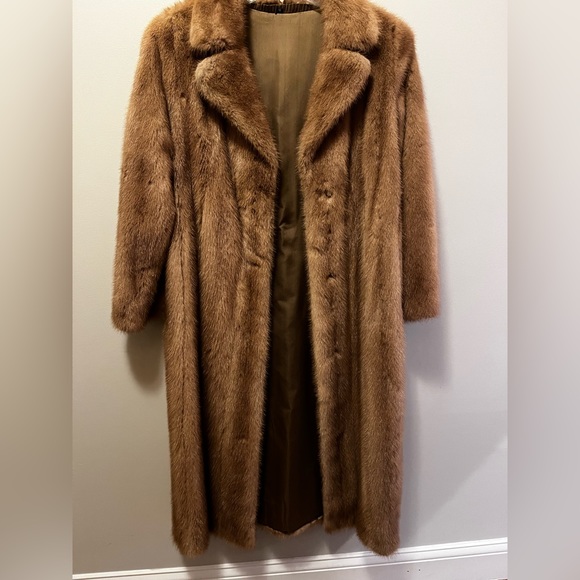 Full length mink coat, excellent condition. - Picture 1 of 10